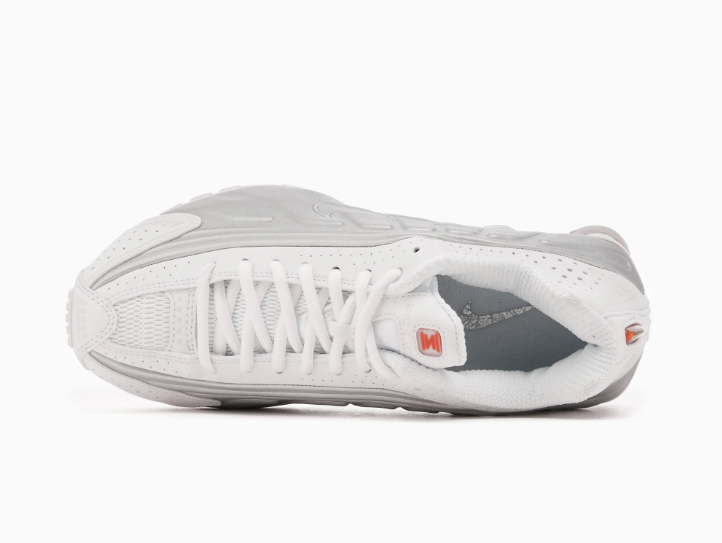 Nike Shox R4