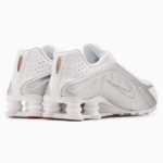 Nike Shox R4