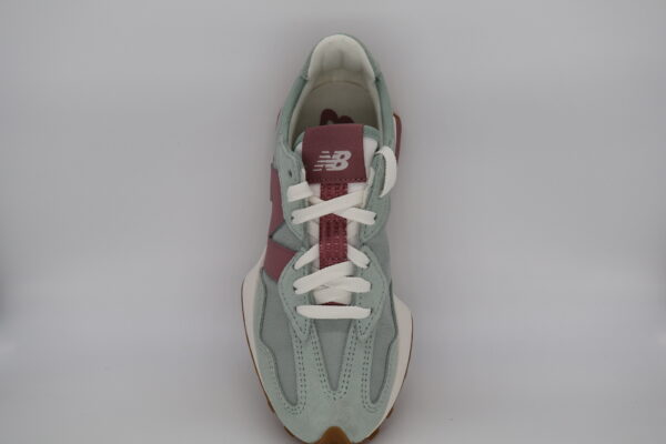 Nb 327